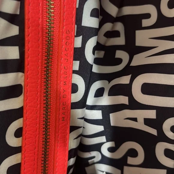 Marc by Marc jacobs  neon - Picture 10 of 12